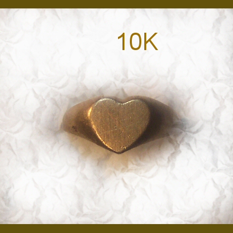 10K Gold Heart Ring Sz 4